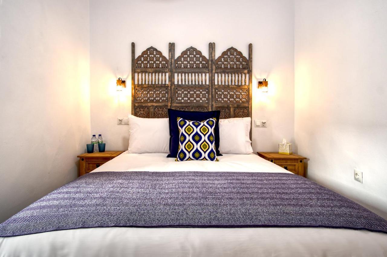 La Vieja Botica Bed & Breakfast Canillas de Aceituno Bagian luar foto